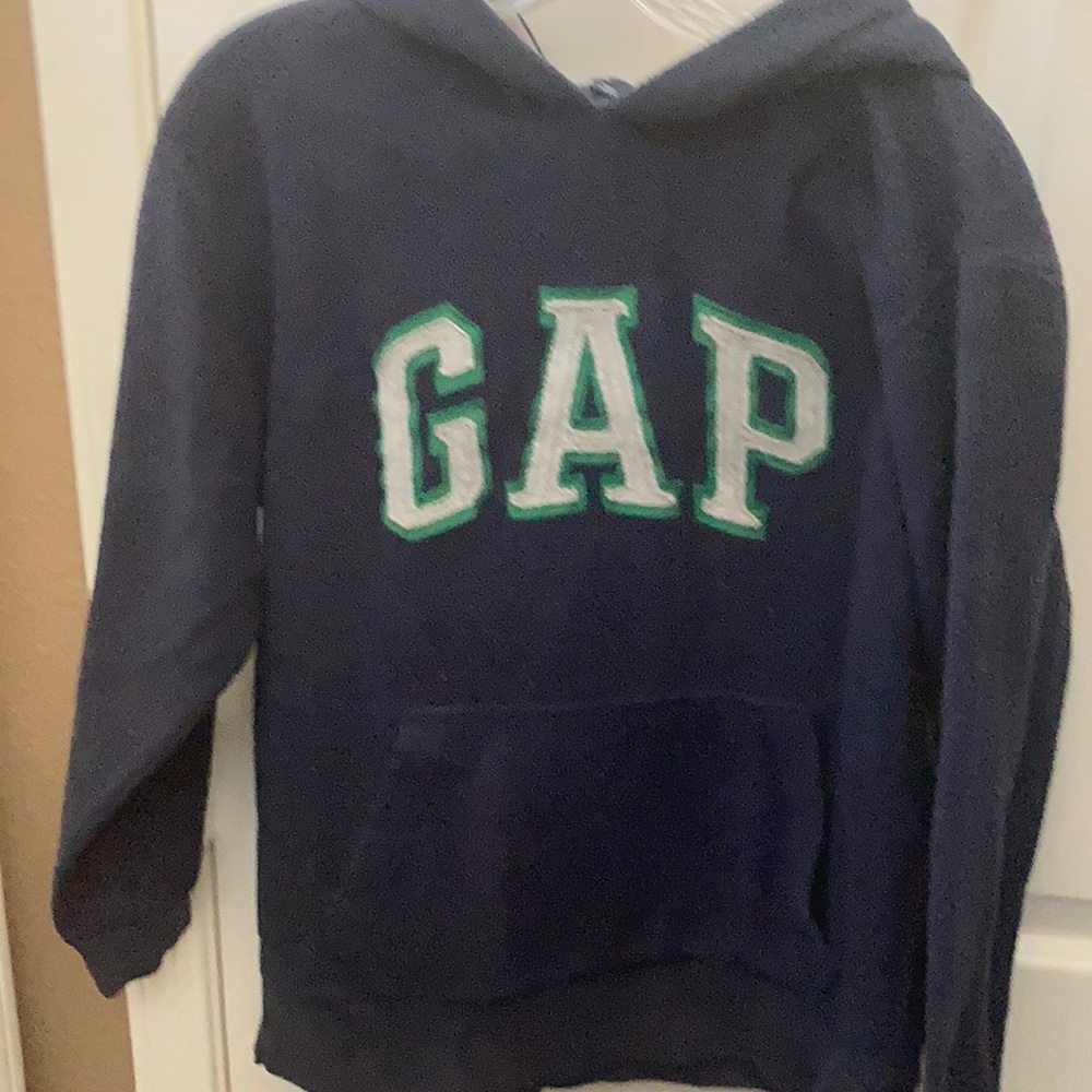 FINAL MARKDOWN Boys gap pullover xl 12